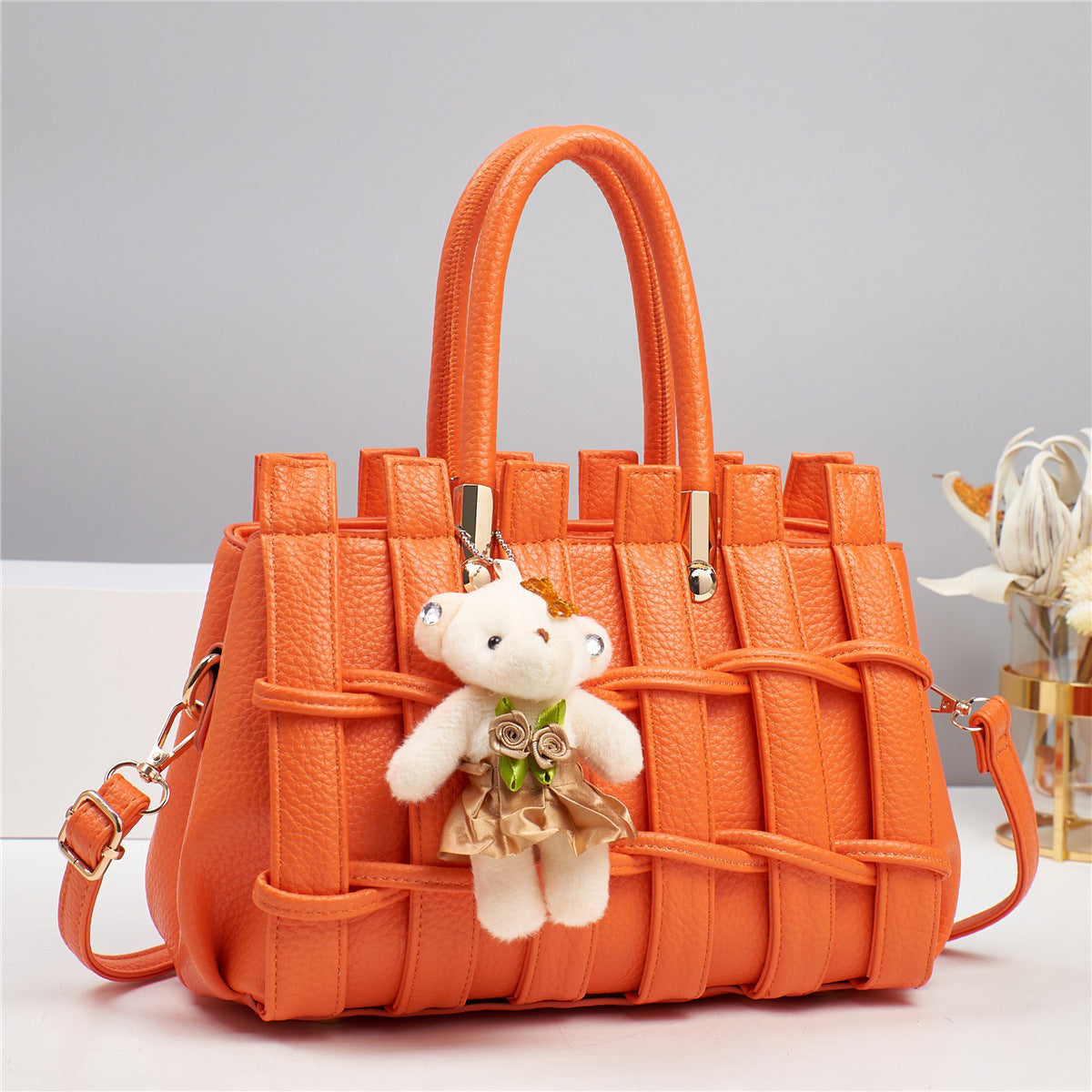 New Anti-scratch Women's Bag Fashion Hand-woven Handbag Shoulder Bag