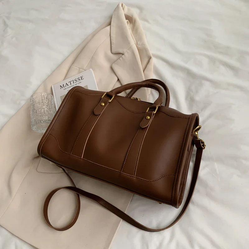 Women's Bags Large Capacity Travel Bag Sports Gym Bag Outdoor Shoulder Crossbody Bag Weekend Duffle Bag Female Handbag and Purse
