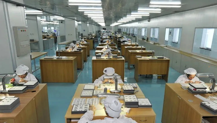 Mens Luxury Watches for Men Business Casual Ultra Thin Clock Male Stainless Steel Mesh Belt Quartz Watch relogio masculino