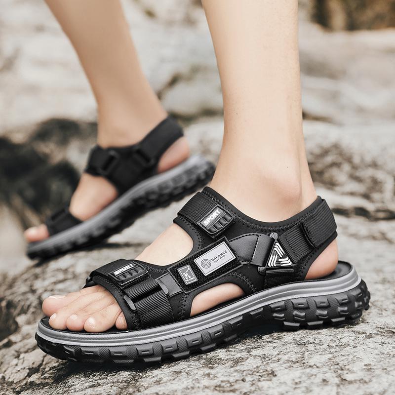 Fashion Summer Outdoor Non-slip Sandals Men  (Available)