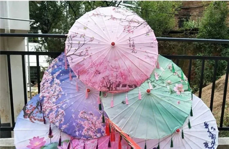 Women Umbrella Japanese Cherry Blossoms Tassel petal umbrella Chinese Style Oil Paper Umbrella