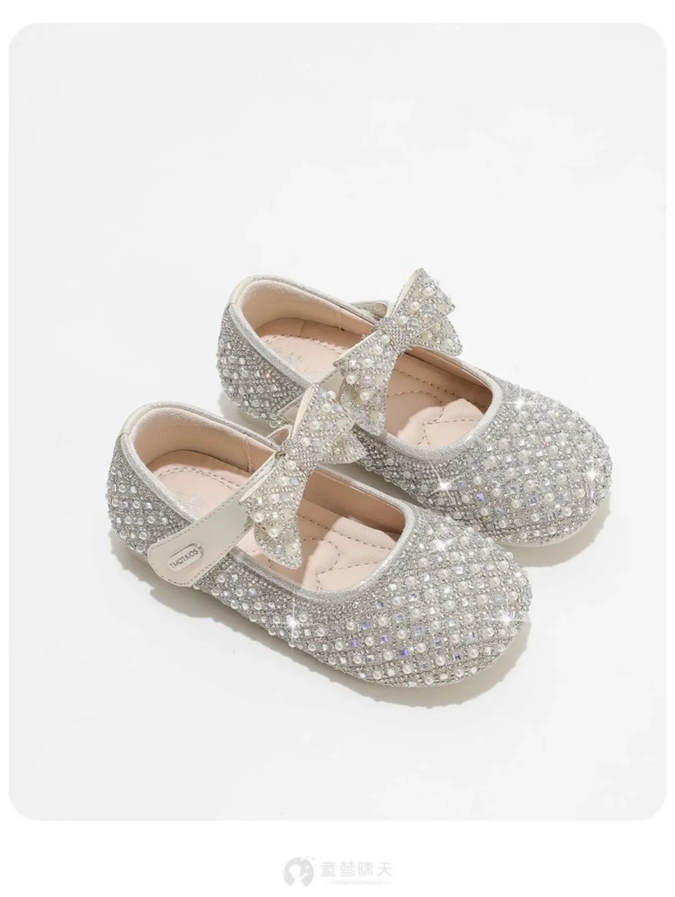 Autumn New Girls Single Princess Shoes Pearl Shallow Children's 2025 Comfortable Flat Shoes Kid Baby Rhinestone Bowknot Shoes