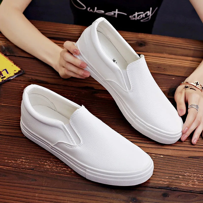 New Shoes for Men Leather Casual Shoes Spring Fashion Concise Flat Shoes 2 Colors Slip-on Loafers   (Available)