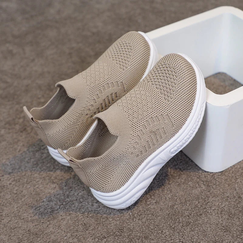Lightweight Boys Girls Casual Shoes Breathable Slip on Kids Casual Sneakers Anti-slip Toddler Flats Outdoor Walking Shoes