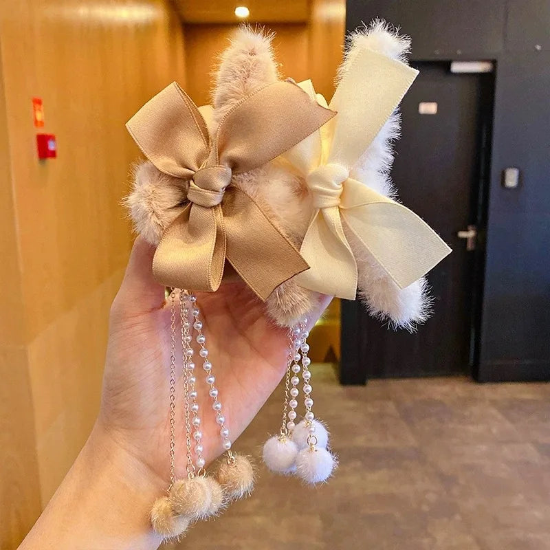 New Elegant Plush Hair Claw Plush Bow Tassel Temperament Girls Women Headdress Shark Clip Winter Accessories Hair Cute