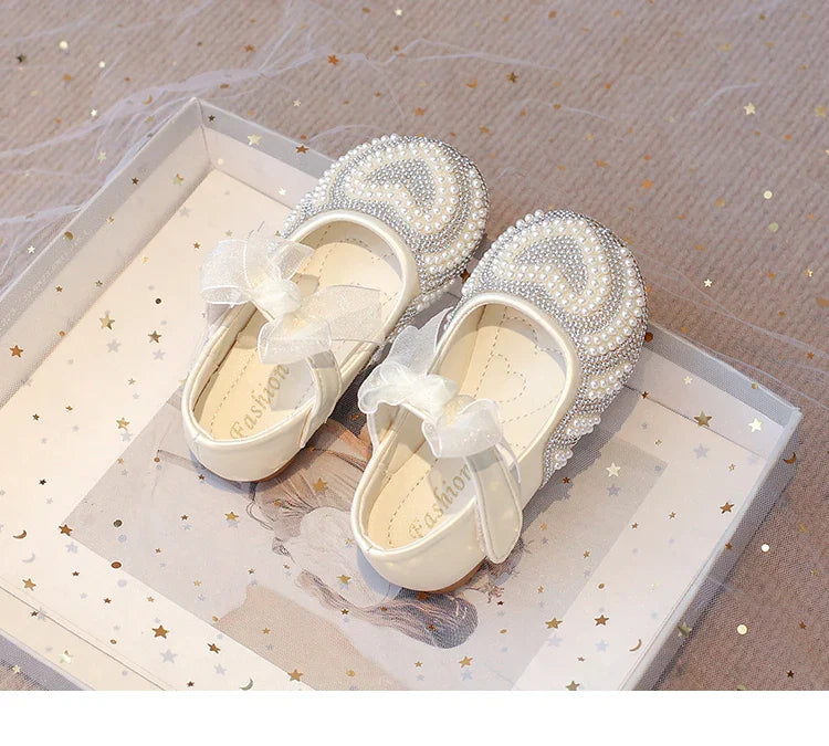 Girls Rhinestone Shoes with Big Heart Pearl Lace Bowtie Fashion Princess Sweet Kids Dress Flats for Wedding Party Chic Elegant