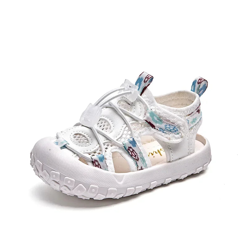 Girls Sports Sandals Non-slip Soft Sole Kids Casual Shoes Toes Capped Summer New Children Beach Shoes Mesh Graffiti Cute