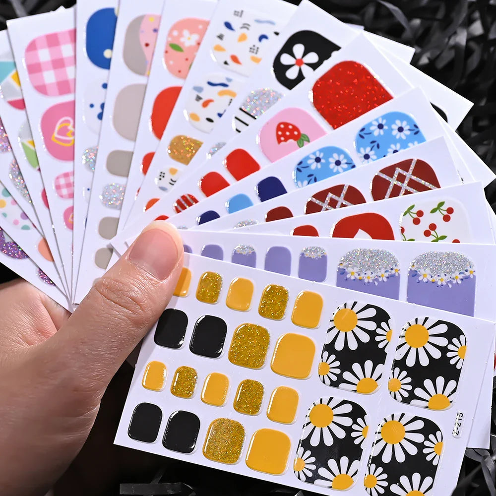 22tips/Sheet Baking Free Daisy Flower Toenail Sticker Full Cover Toe Nail Wraps Glitter Toenail Polish Strips DIY Foot Decals