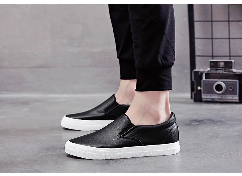 New Shoes for Men Leather Casual Shoes Spring Fashion Concise Flat Shoes 2 Colors Slip-on Loafers   (Available)