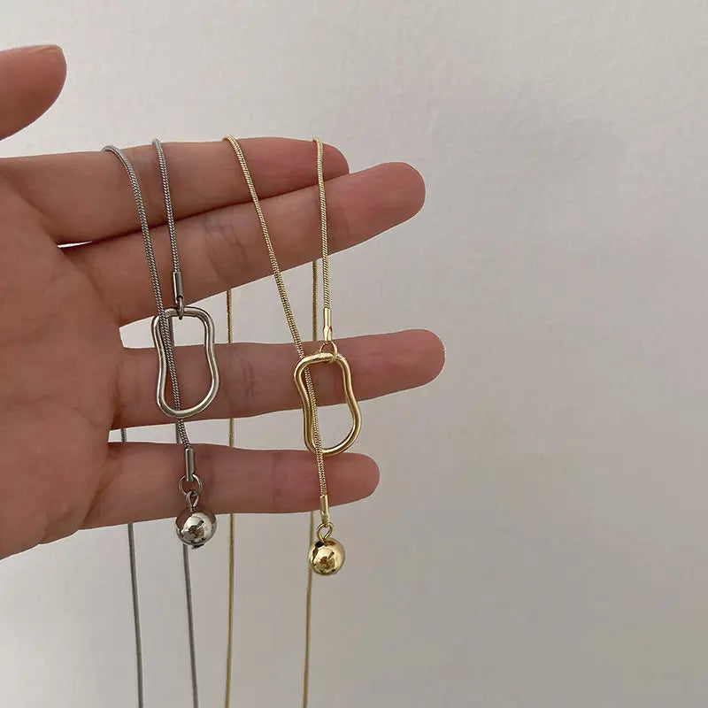 Long Chain Necklace for Woman Geometric Hollow Pendant Sweater Chains Gold Color Silver Color Trendy Necklaces Simple Jewelry