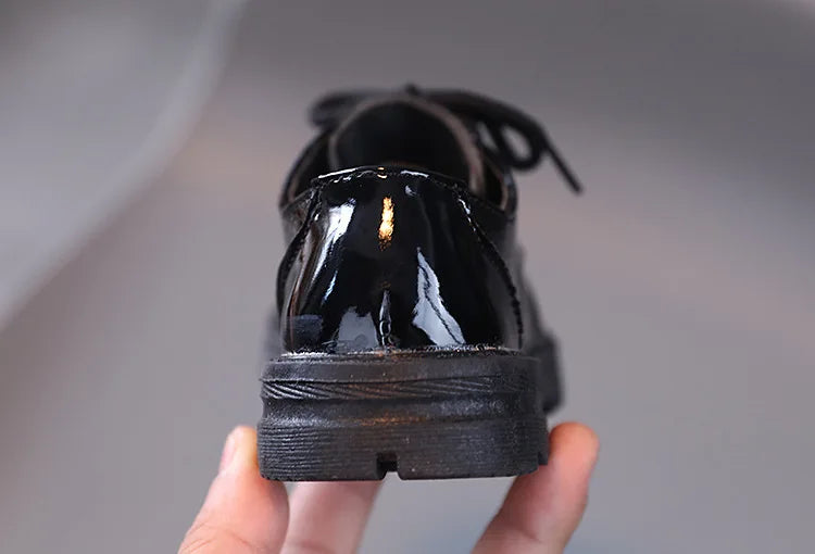 Spring Autumn Kids Shoes Solid Black Children's Fashion Casual Kids Shiny PU Little Boy Leather Shoes Toddler Lace-up Mary Janes
