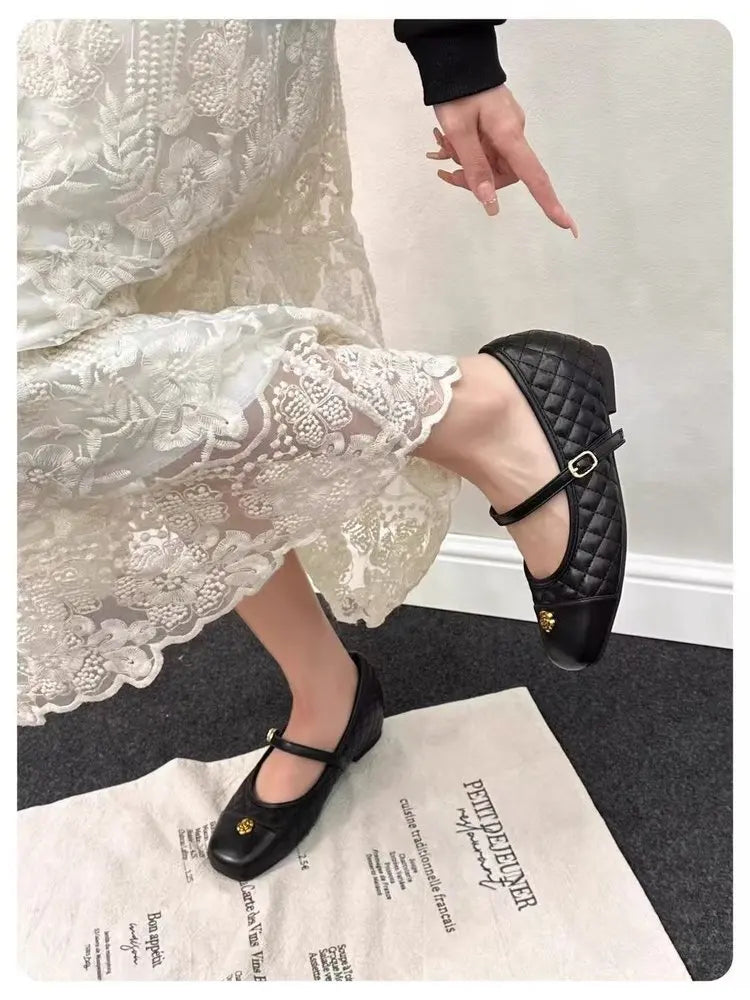 Spring and Autumn temperament commuting shallow mouth single shoe square toe Mary Zhen single shoe women