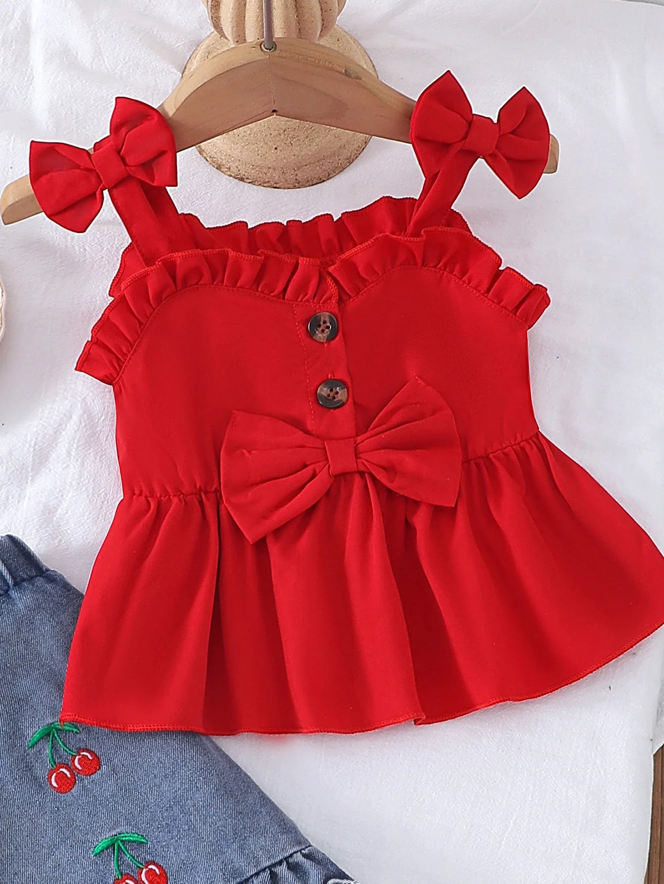 2PCS  Summer New Style Girls 1-3 Years Old Sweet And Cute Red Suspender Top + Denim Shorts