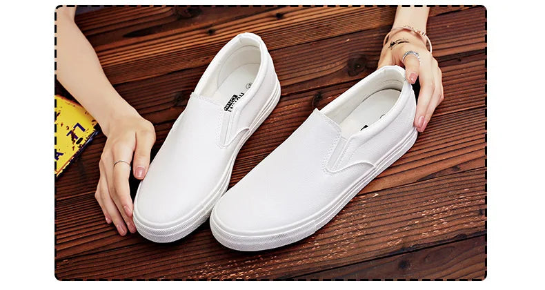New Shoes for Men Leather Casual Shoes Spring Fashion Concise Flat Shoes 2 Colors Slip-on Loafers   (Available)