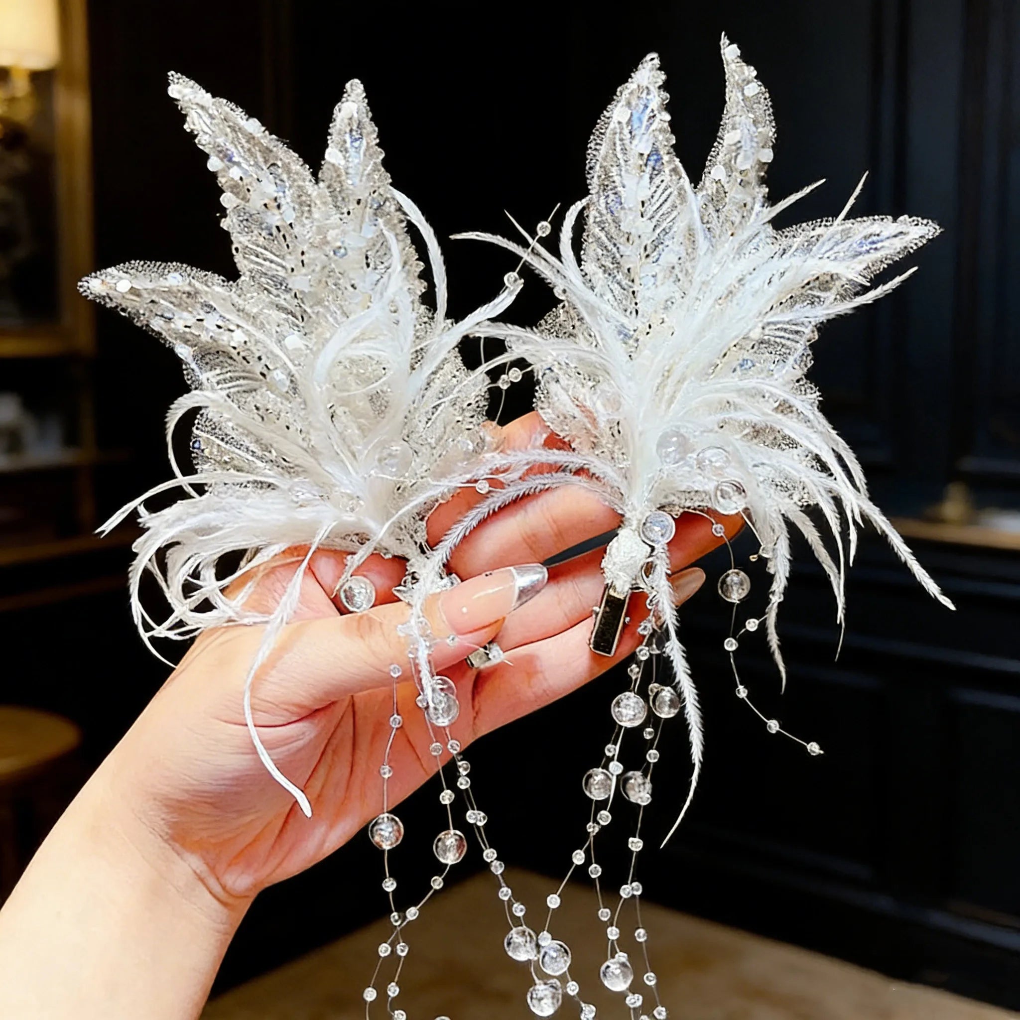 Fairy Bride Headdress BrideCourt Hair Ornament Crystal Butterfly Wings Headwe Lace Feather Fringe Hair Clip Wedding Accessories