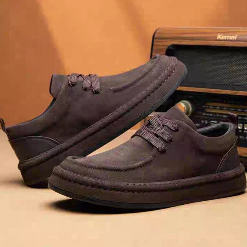 Men's Shoes Are Fashionable Brown Casual Shoes Made of Durable Suede Material Comfortable Walking Shoes Suitable for Daily Wear   (Available)