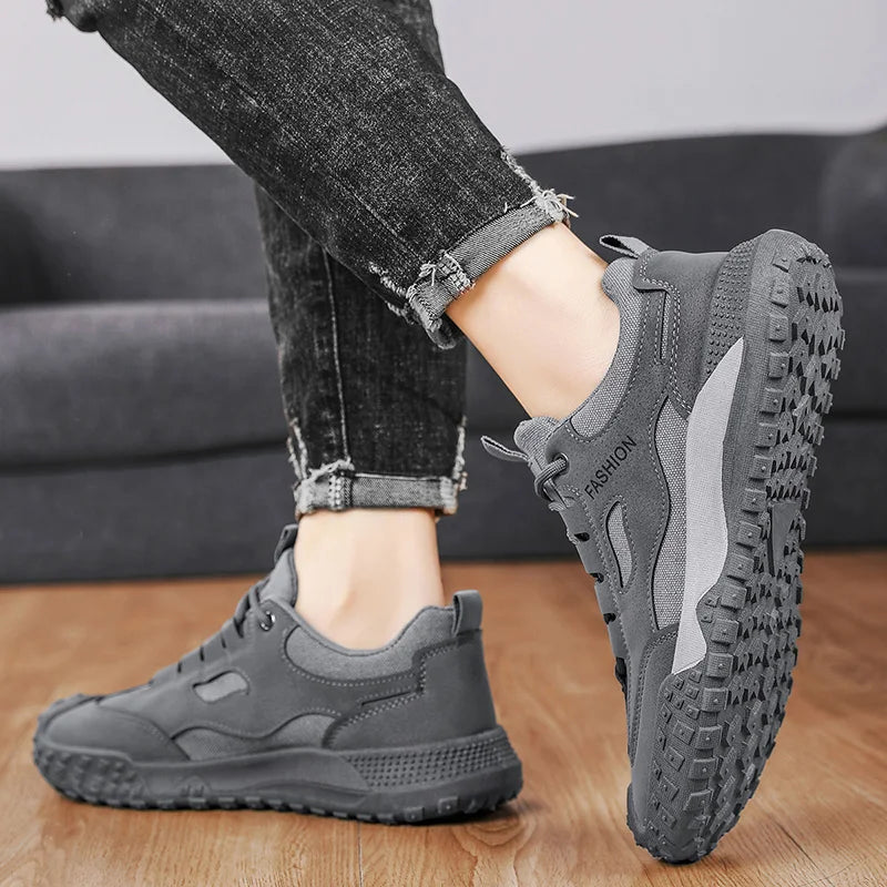 Men's casual sports shoes, soft sole with anti-slip properties, safety shoes for work in the outdoors, outdoor work and leisure   (Available)