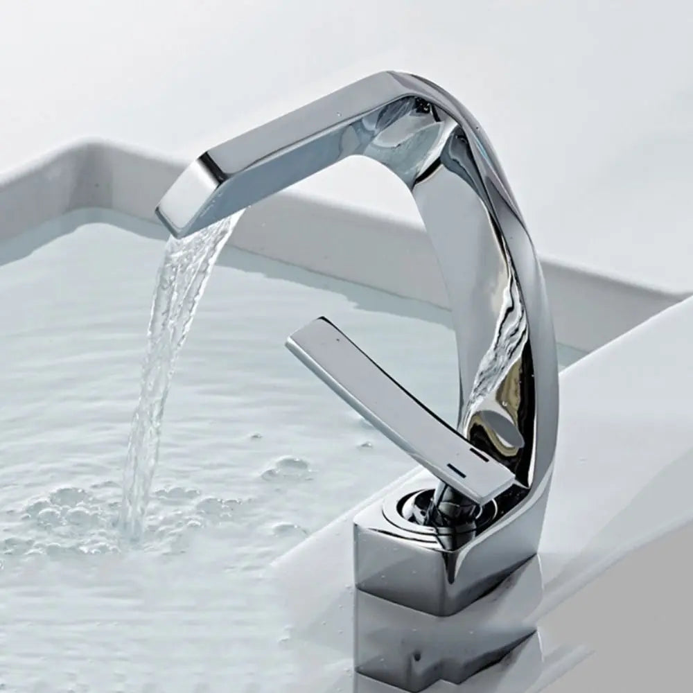 Matte Golden White Basin Faucet Black Chrome Brushed Gold Mixer Tap Hot Cold Water Single Handle Waterfall Tap Bathroom Use