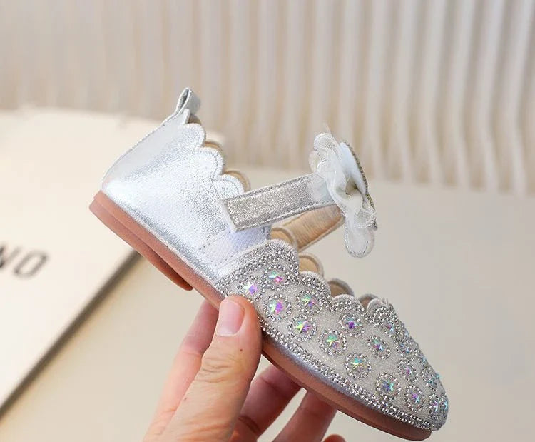 Girls Crystal Princess Footwear Comfortable Flat Sole Leather Shoes for Kids Glittering Rhinestone Design