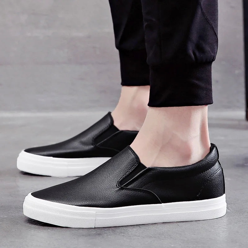 New Shoes for Men Leather Casual Shoes Spring Fashion Concise Flat Shoes 2 Colors Slip-on Loafers   (Available)