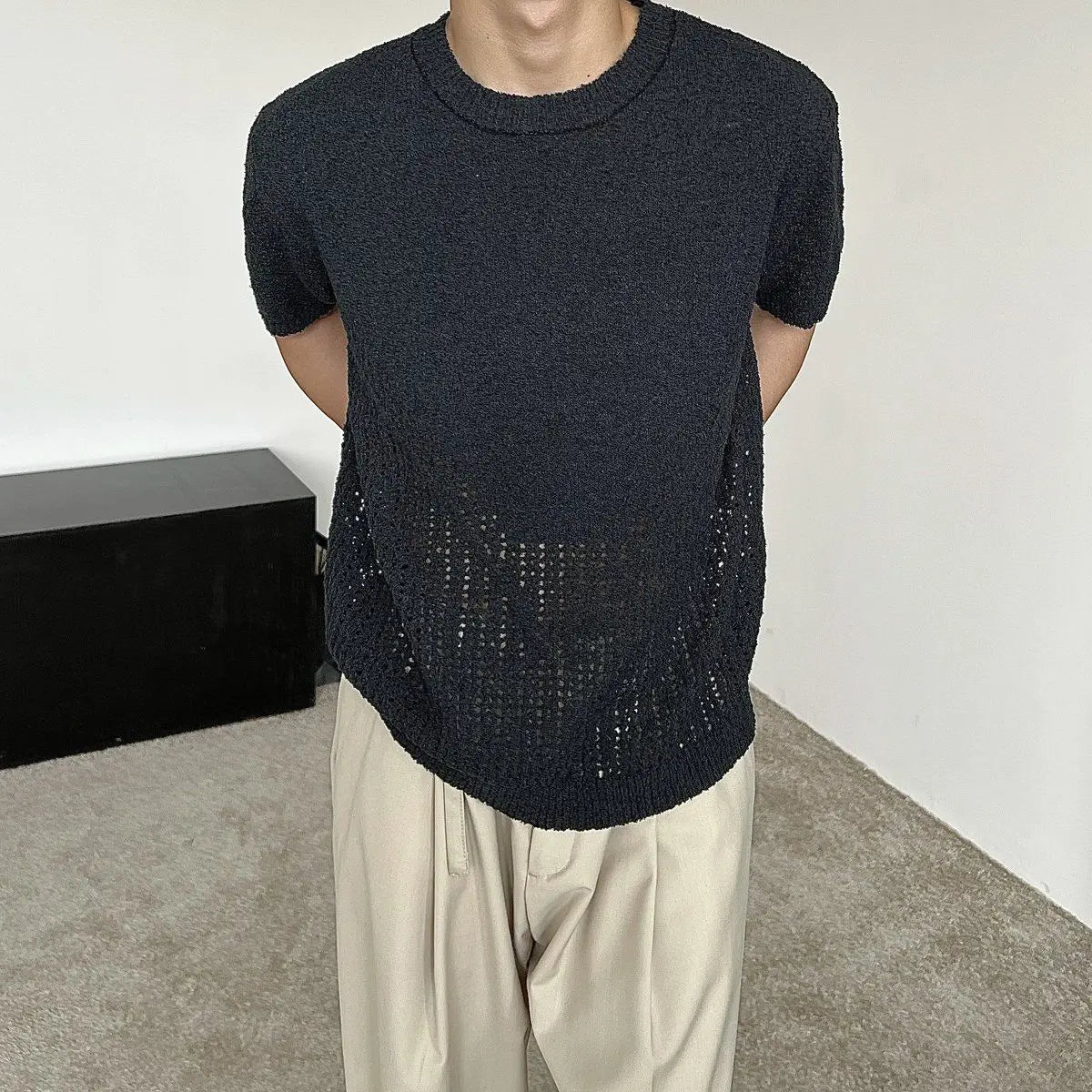 Hollow out short sleeved sweater for men and women, spring and summer new style loose and versatile knitted cardigan top