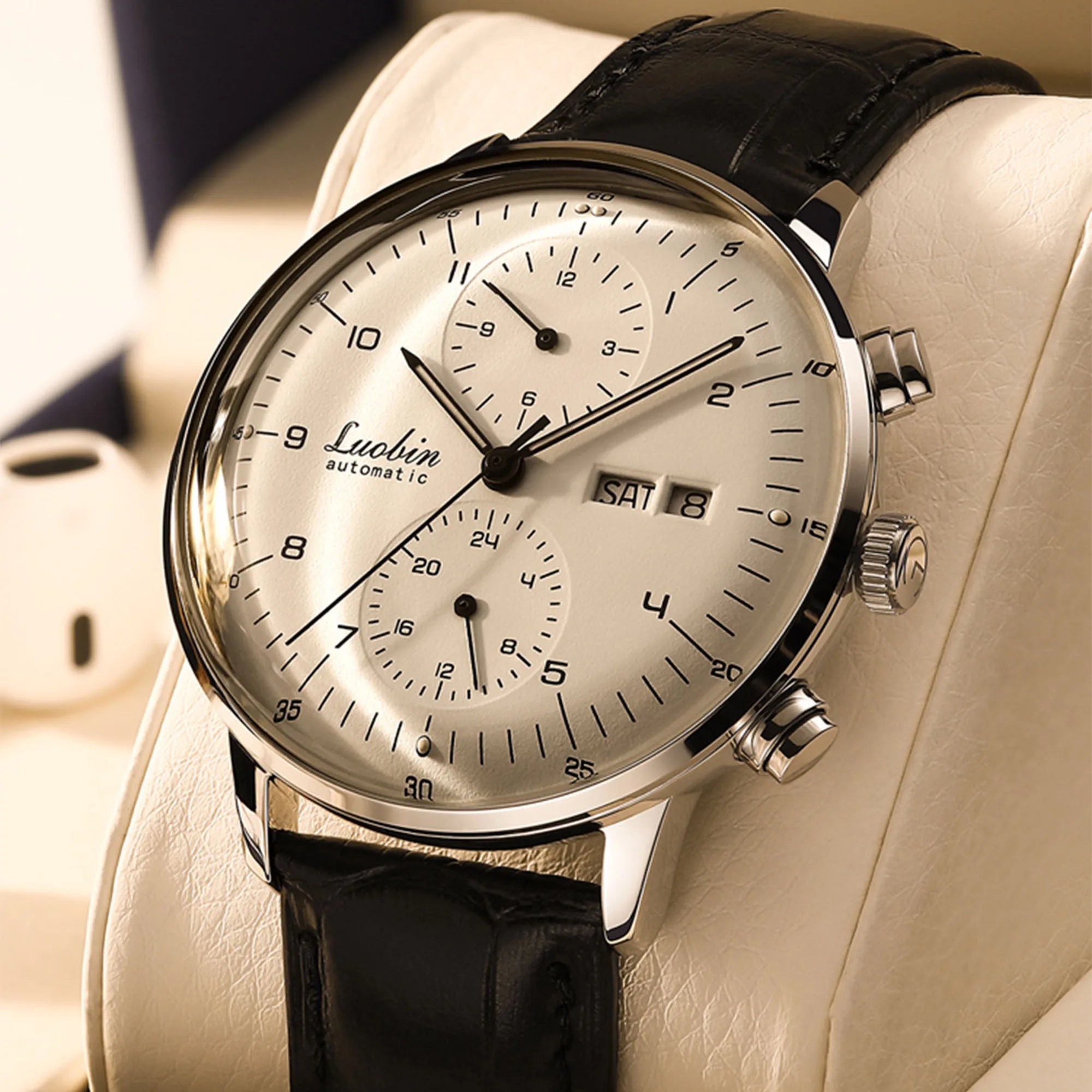 Mens Business Watch Mechanical Movement Multifunction Chronograph Stainless Steel Waterproof Automatic Calendar Sapphire