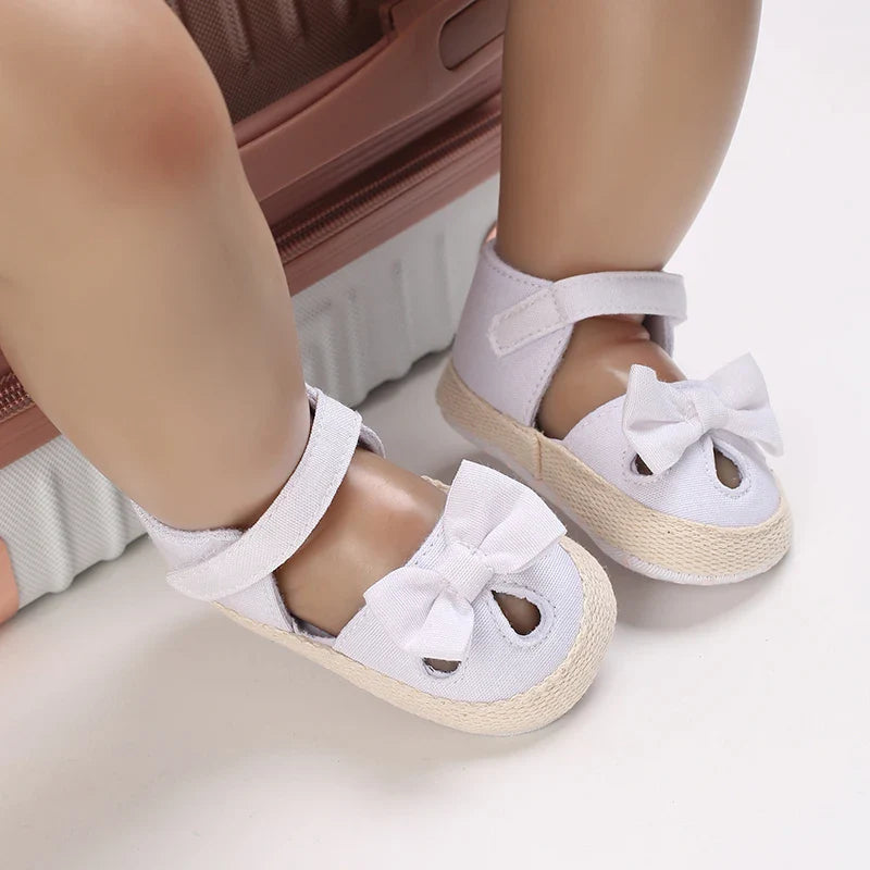 VALEN SINA 0-18M Newborn Baby Girls Summer Shoes Sandals First Walkers Newborn Shoes Casual Soft Sole Sandals Toddler Shoes (Available)