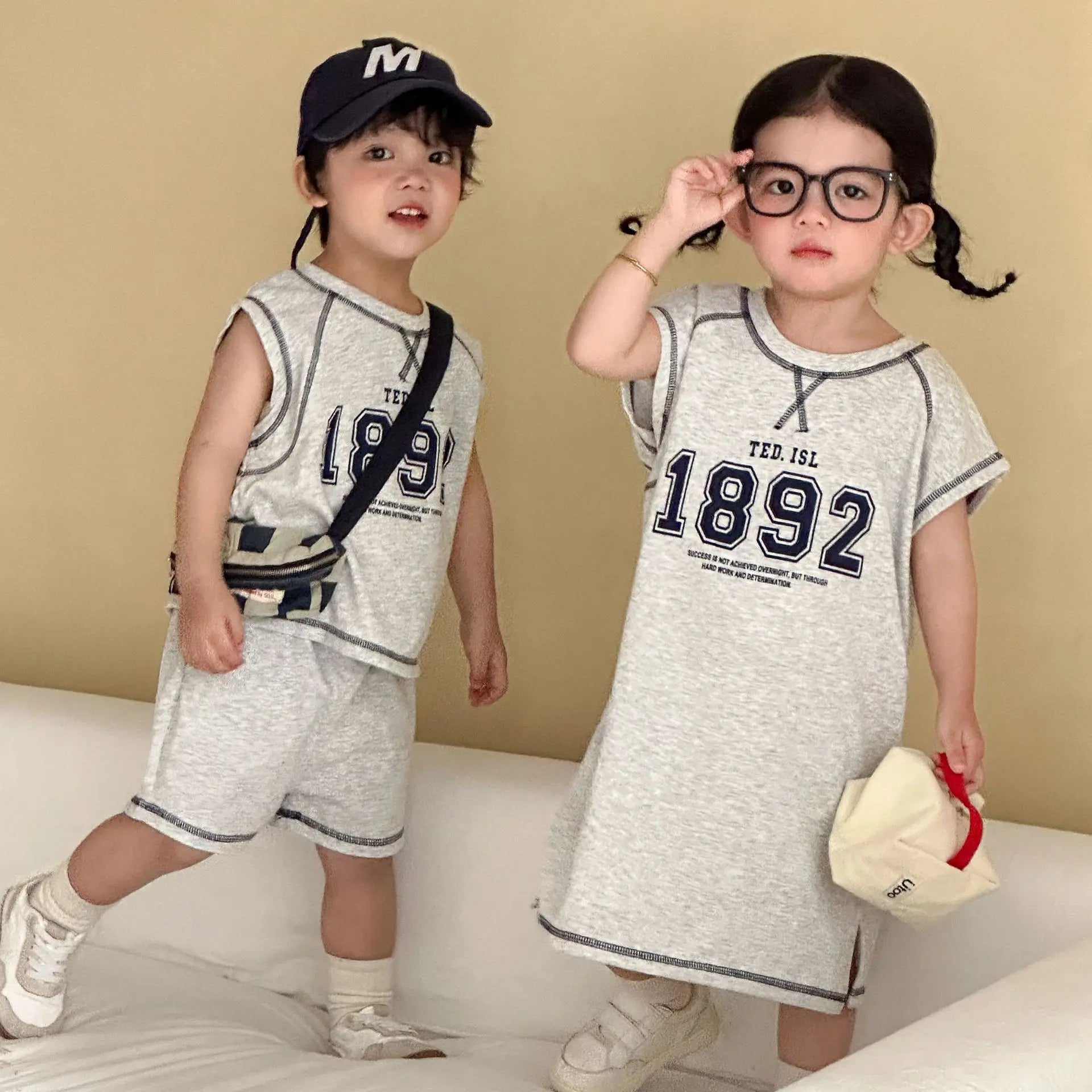Summer New Children Short Sleeve Clothes Set Boys Letter Print T Shirts 2pcs Suit Girls Vest Dress Kids Brother Sisters Set