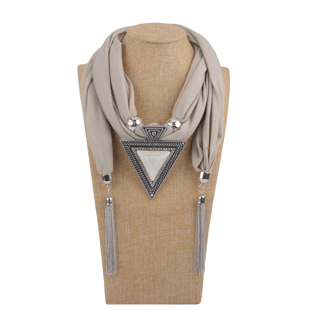 Pendant Scarf - Style 05