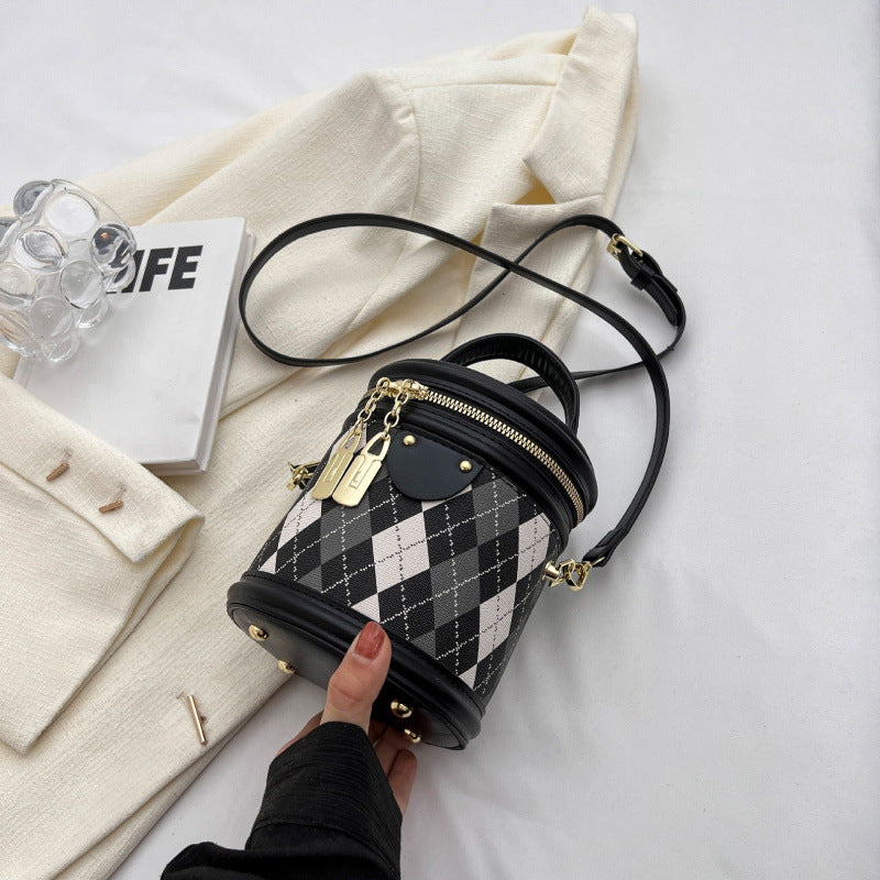 Textured Rhombus Portable Bucket Bag Cylindrical