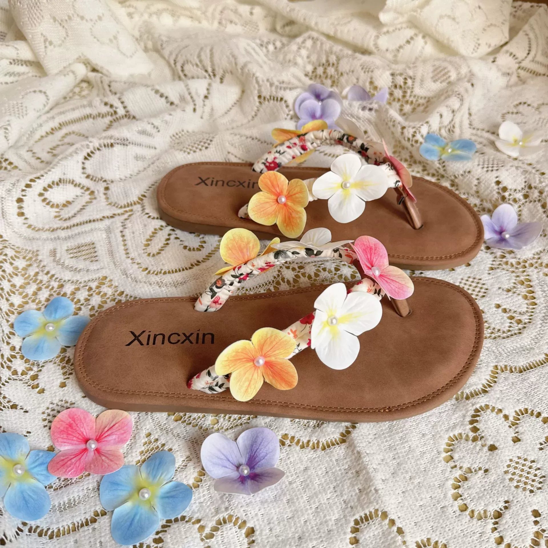 Women summer fashion outdoor wear versatile seaside flip flops