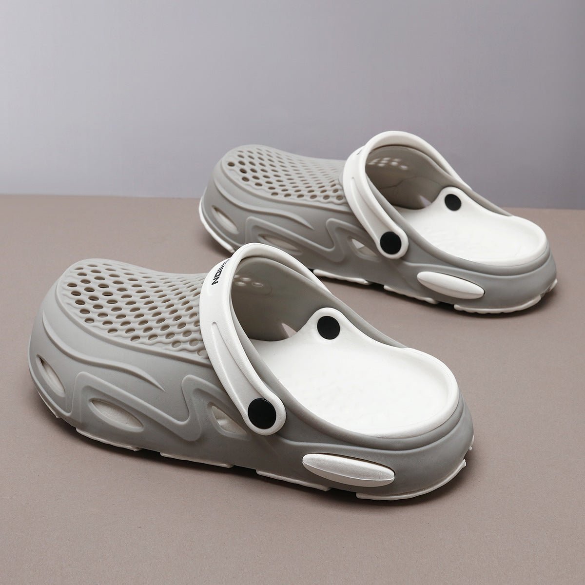 Men's Summer Closed Toe Non-slip Breathable Beach Slippers - Mom & Kids