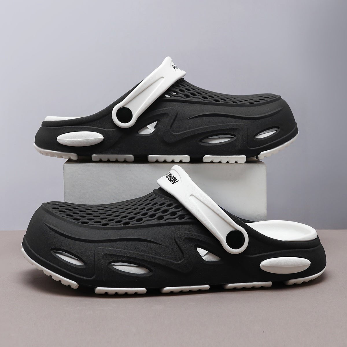 Men's Summer Closed Toe Non-slip Breathable Beach Slippers - Mom & Kids